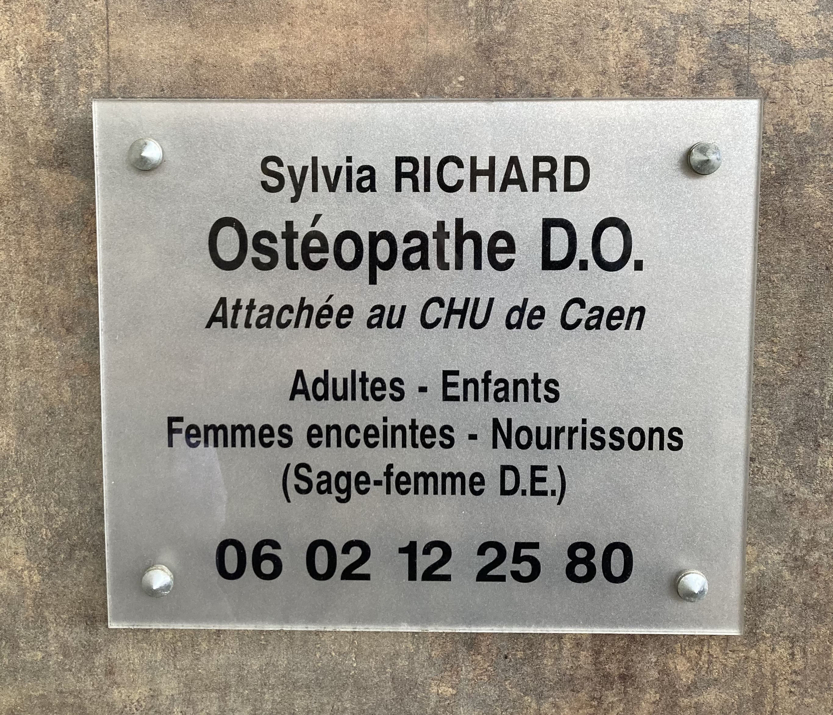 Sylvia Richard ostéopathe Caen